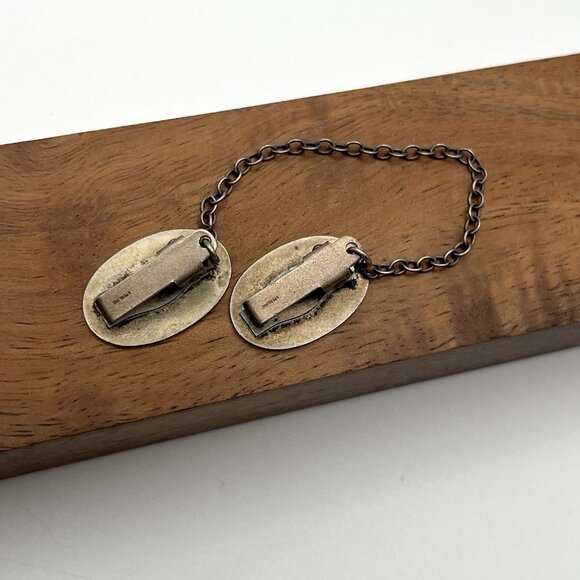 Vintage 40s Sterling Silver Sweater Monogram A•B Engraved Oval Cardigan Clip - Picture 3 of 5